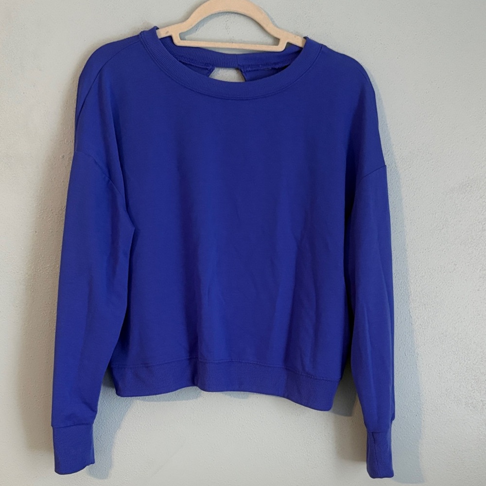 Women’s Blue Crewneck Sweatshirt